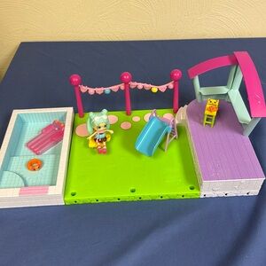 Shopkins Happy Places Happy Home Pool and Sun Deck